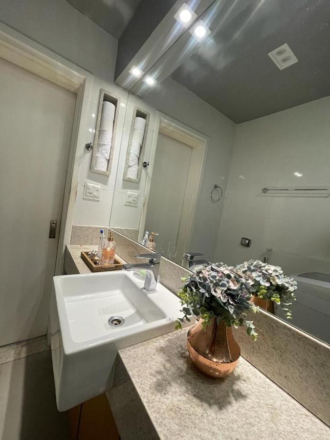 Lindo Apartamento Mobiliado, Uma Quadra Da Praia! Apartamento Río de Janeiro Exterior foto